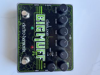  Electro-Harmonix Deluxe Bass Big Muff Pi – Excellent Condition