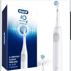 Oral-B Electric Toothbrush iO2 Starter Kit With 2 Brush Heads Pure White