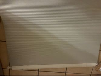 Cordless cellular shades