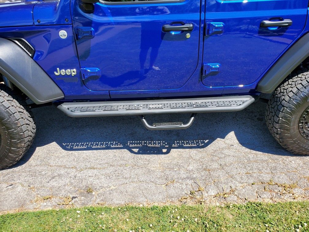 Wrangler JLU Running Boards
