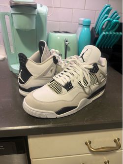 Size 11 clean no box