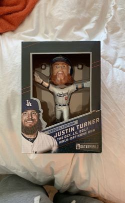 Justin turner bobblehead