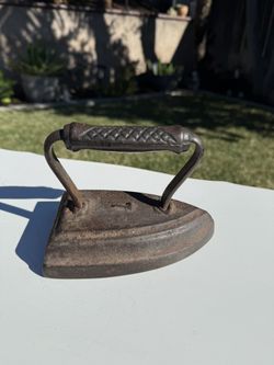 Antique Cast Iron Clothes #7 Sad Flat Iron Clothes Press - Weight - Sewing-  Farmhouse Home Decor
