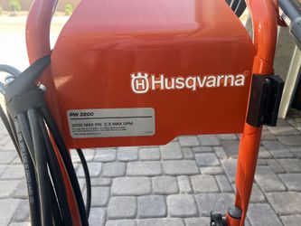 HUSQVARNA PW3200 GAS POWERED PRESSURE WASHER