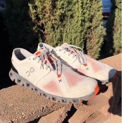Men’s Size: 10.5 OnCloud Shoes -White&Orange