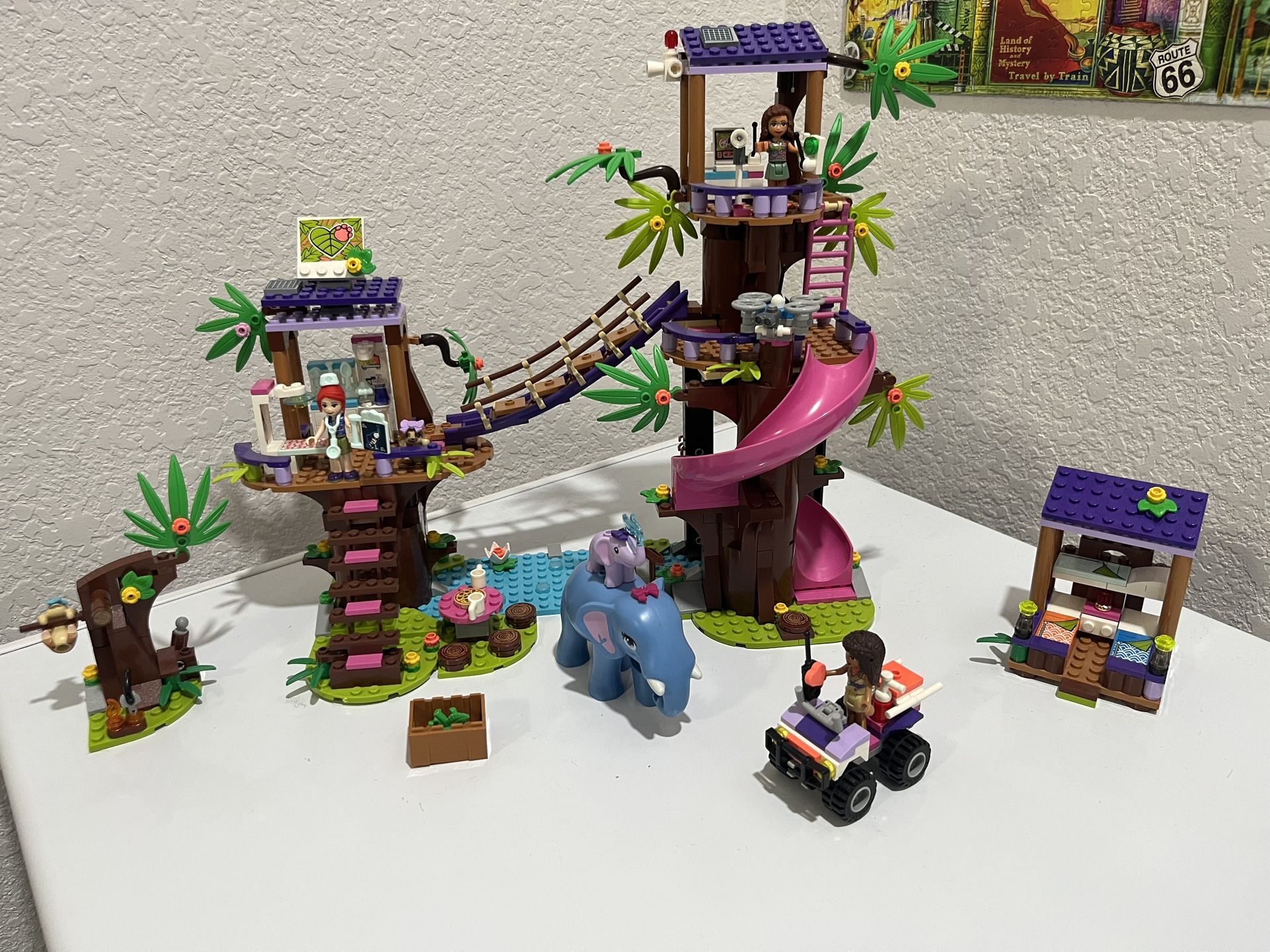 LEGO Friends Jungle Rescue Base Treehouse Animal Bed Clinic Set 41424