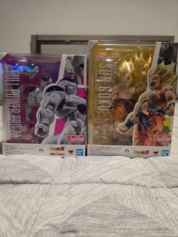 S.H.Figuarts DBZ Namek Duel Bundle - Full Power Frieza & Legendary Super Saiyan Goku