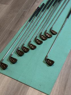 Ping i2 Black Dot - 🔥 Very rare beryllium. If you want to shine them just like a penny.