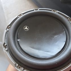 JL 10W6V2 Subwoofer