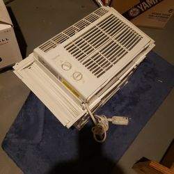 5000 Btu AIR CONDITIONER!