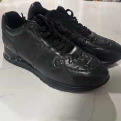 Brand New Size 11 Louis Vuitton Shoes Sneakers 
