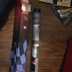 Mark Martin Nascar's collection set a Canter study, you put your coffee in a book. 2 little medium  set cars that has difference ones in it still in t