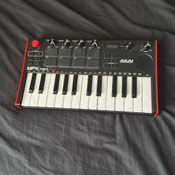 Akai MPK Mini