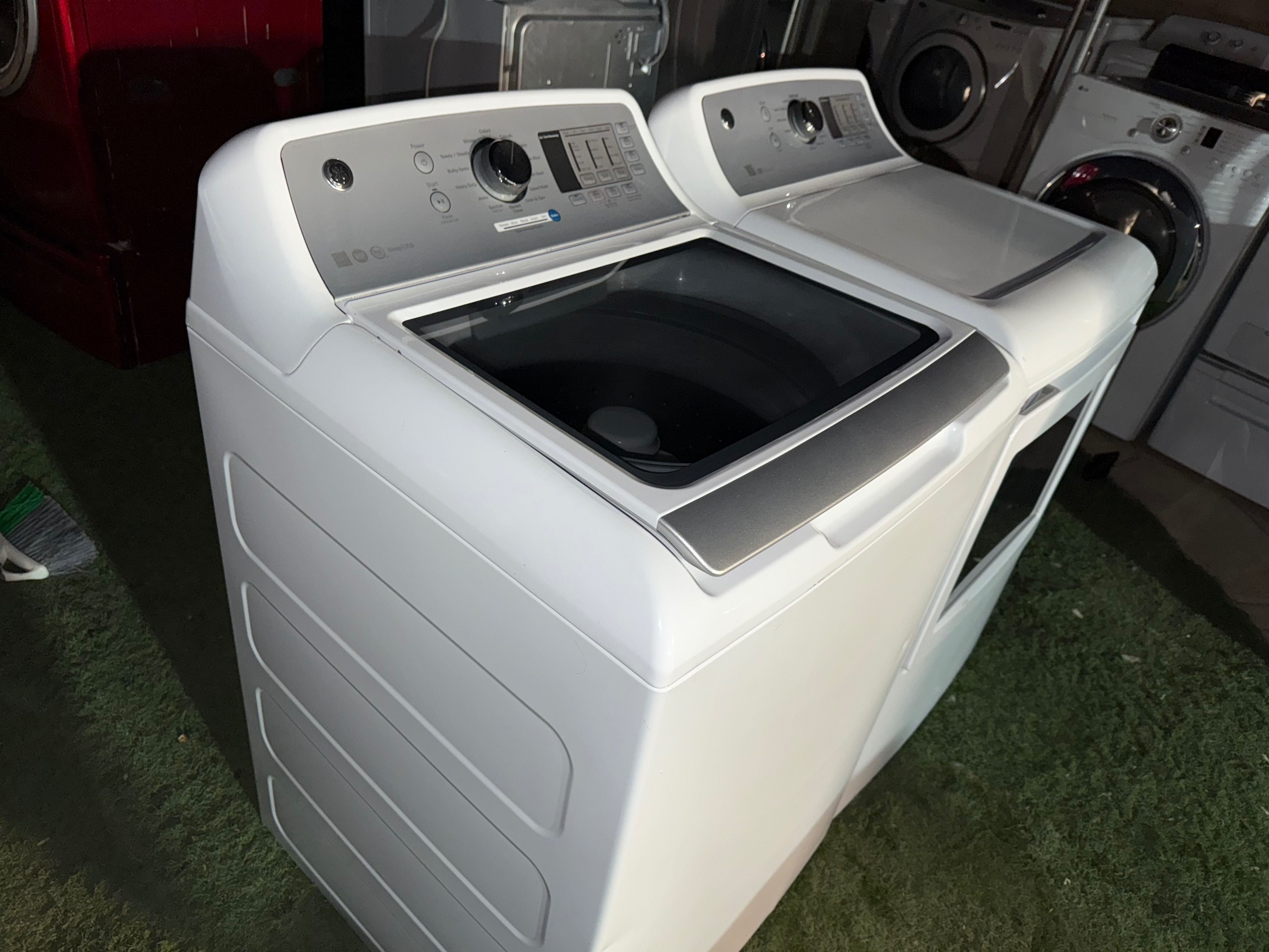 GE washer and electric dryer He 4.2&7.2 CUFT King Size capacity