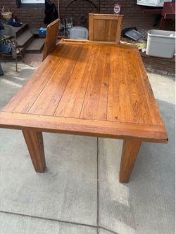 Harvest farm house 12 foot table seats 12