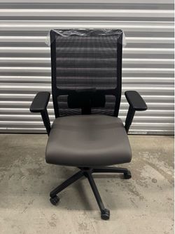 Brand new HON all features model office chair with high mesh back