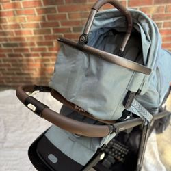 Cubex single/double stroller and car seat