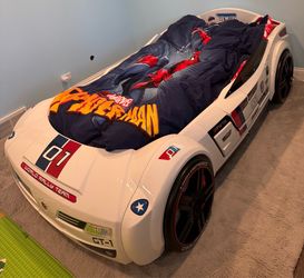 Kids bed