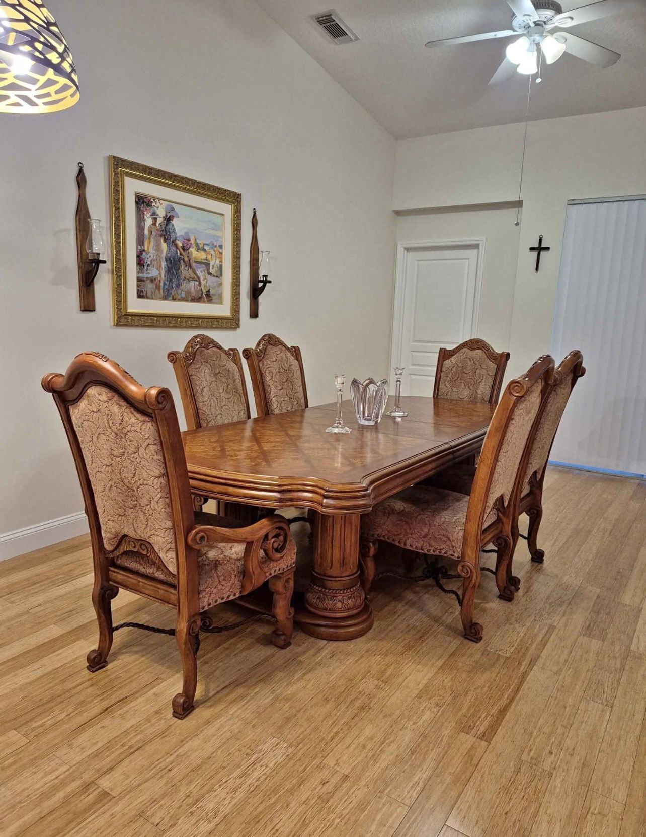 Michael Amini Monti Carlo Snow Bedroom Set ( Deliver Available)