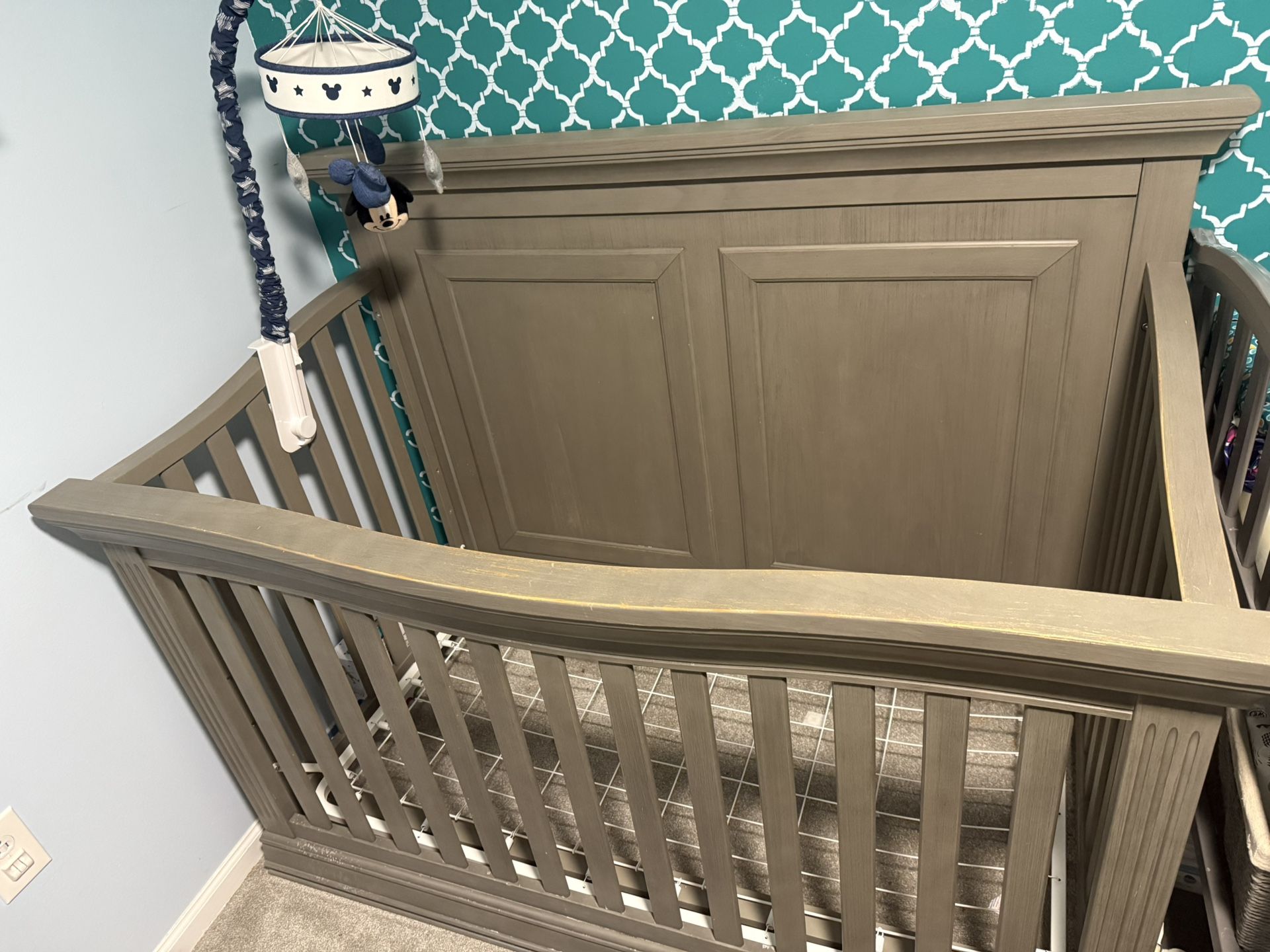 Crib And Changing table