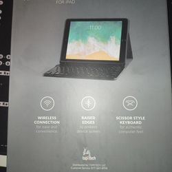 iPad Keyboard Case. 