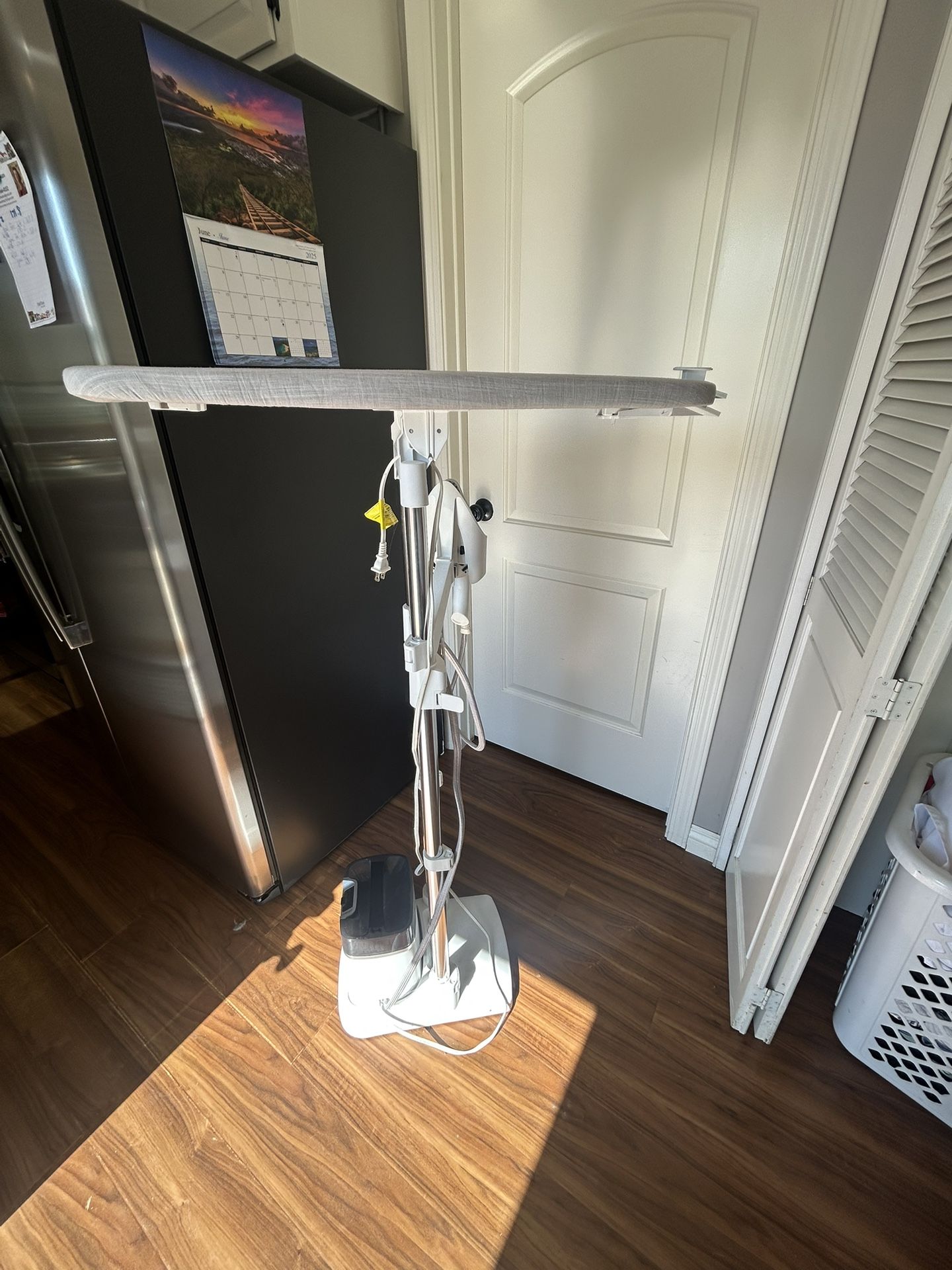 Rowenta Steam And Iron Standing Unit
