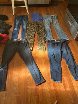 Mixed Lot of Women's Jeans and Pants