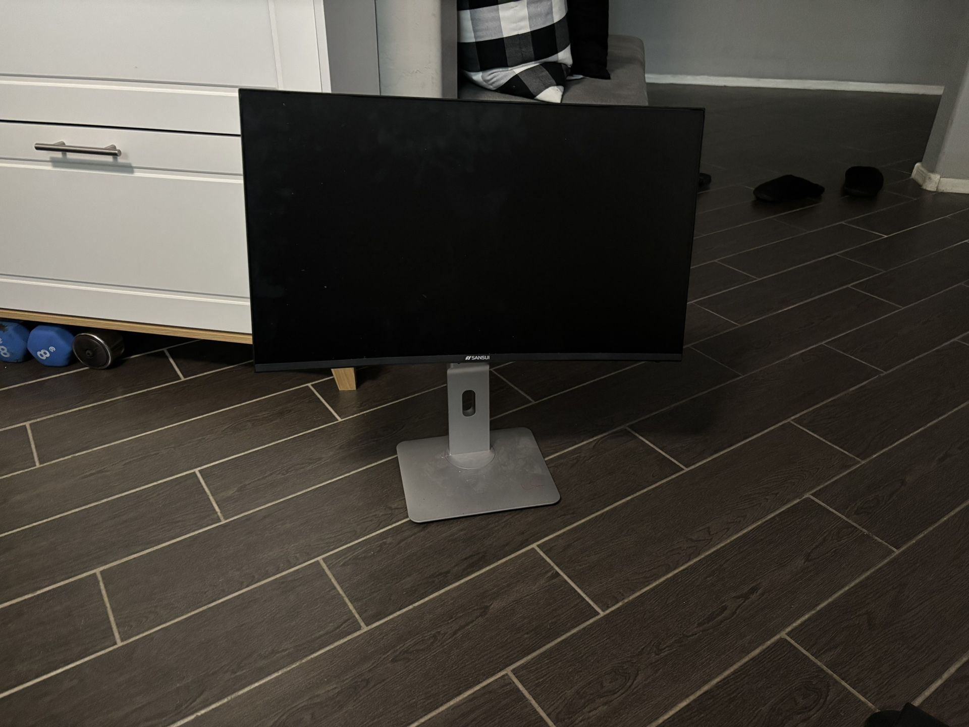 Sansui 27” LED curve monitor
