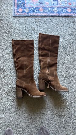 Genuine Suede knee-high boots brown (Steve Madden) Size 9
