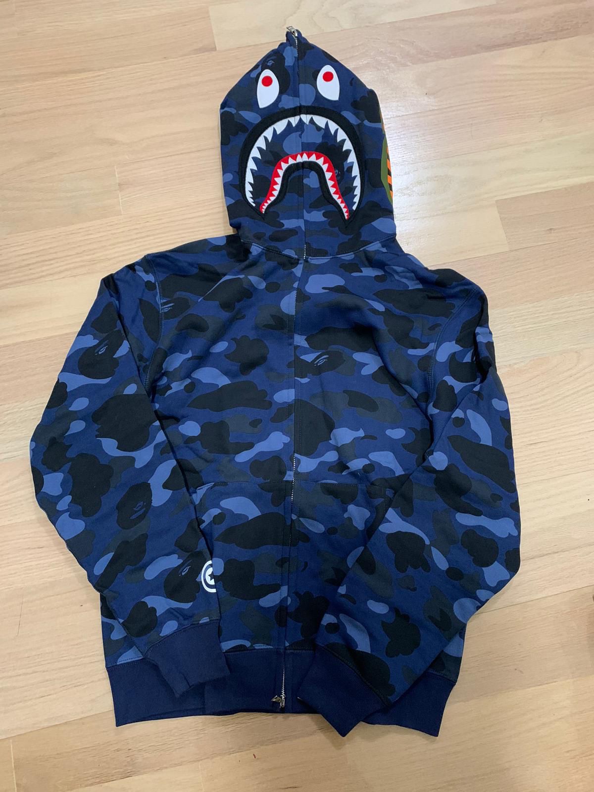 Dark blue camo bape shark hoodie size M