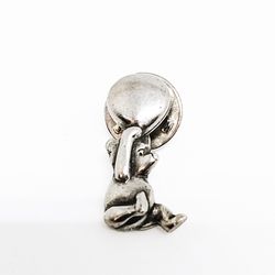 Vintage Danforth Winnie The Pooh Holding Baloon Walt Disney Pin Tie Tac