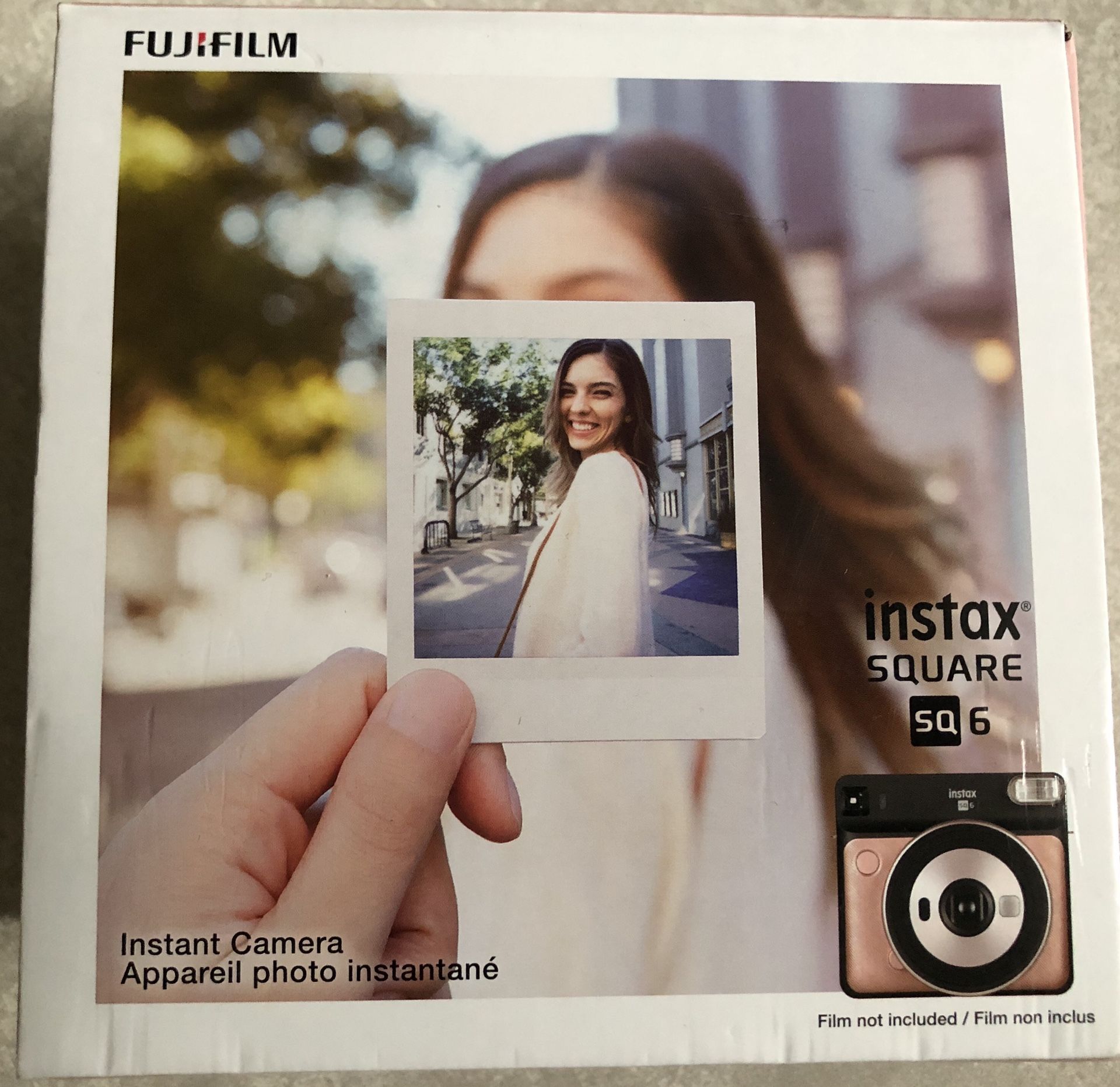 Fuji Film Instax SQ 6 Instant Camera + Film