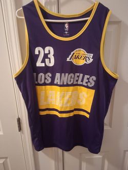 Men's XL LeBron Lakers jersey