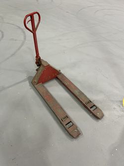 Used Pallet Jack – Good Working Condition
