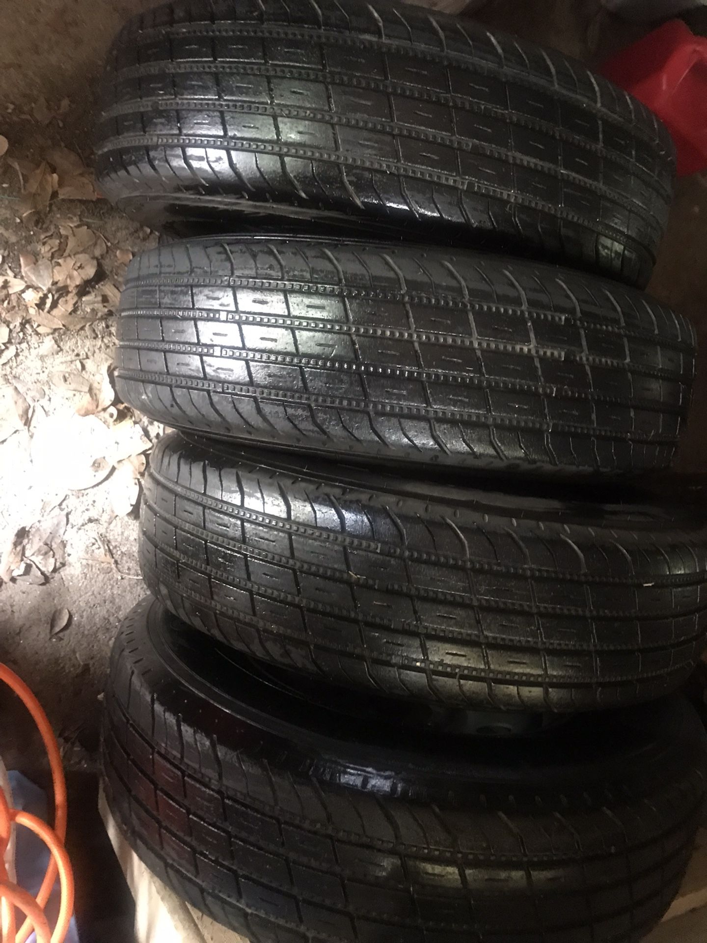 Like New Trailer Tires