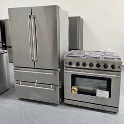 Thor Two-Piece Kitchen Set Refrigerator 36 Gas Stove