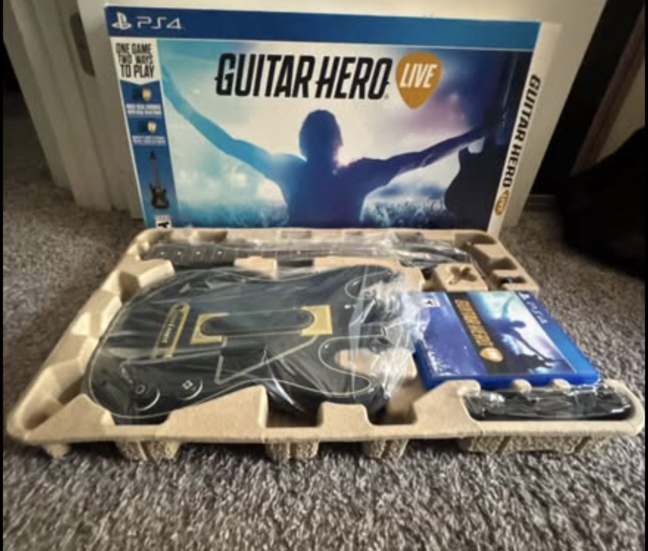🎸 Guitar Hero Live Bundle for PS4 – Complete in Box