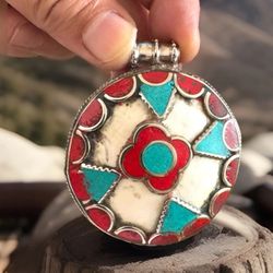 Vintage & Handmade Ethnic Tibetan Yak Bone Amulet Pendant With Inlay Stones Set In Silver 2.5”inch & 71grams