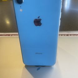 iPhone XR (64gb) UNLOCKED 