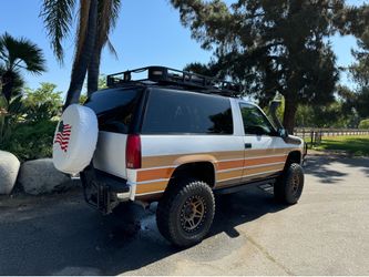 1999 Chevy Restored With Original Parts New rebuilt Engine  Recent Professional Upgrades 30K+ in receipts from Burbank off-road shop 	•	Brand-new Vort