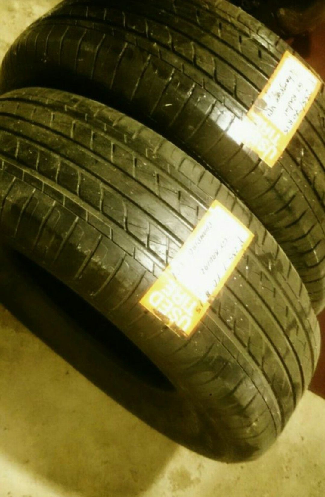 Pair GT radial tires 235/70R15