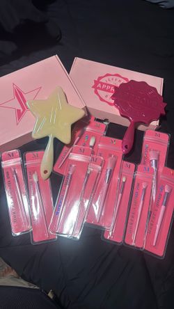 JEFFREE STAR BUNDLE