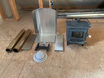 Cubic Mini Wood Stove Grizzly Model And Wall Mount Kit for Sale in Eagle  Creek, OR - OfferUp