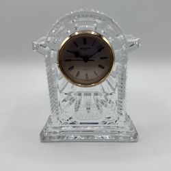 Elegant and rare Waterford Crystal desk clock featuring the NYRA (New York Racing Association) logo – a commemorative trophy piece from the world of h