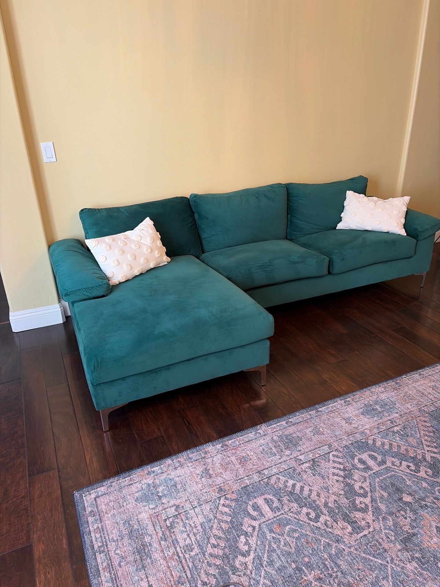 L Shapes Sofa