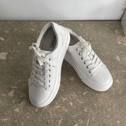 Steve Madden Tennis Shoes