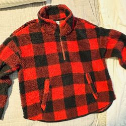 Old, navy, red and black Buffalo Plaid Half Zip Sherpa With Pockets