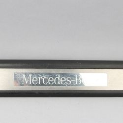 06-12 Mercedes X164 GL550 ML450 Front Left Side Door Step Sill Trim Cover OEM