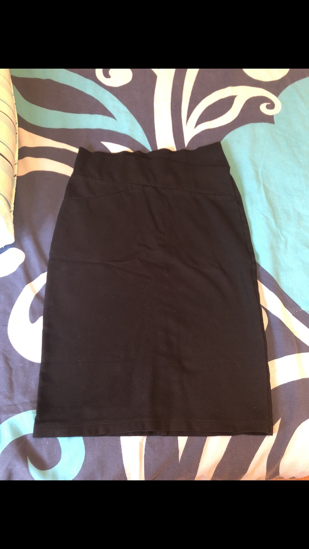 Forever 21 Pencil Skirt Size Small Stretch Good Conditions