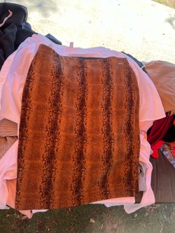 Woman Skirt L